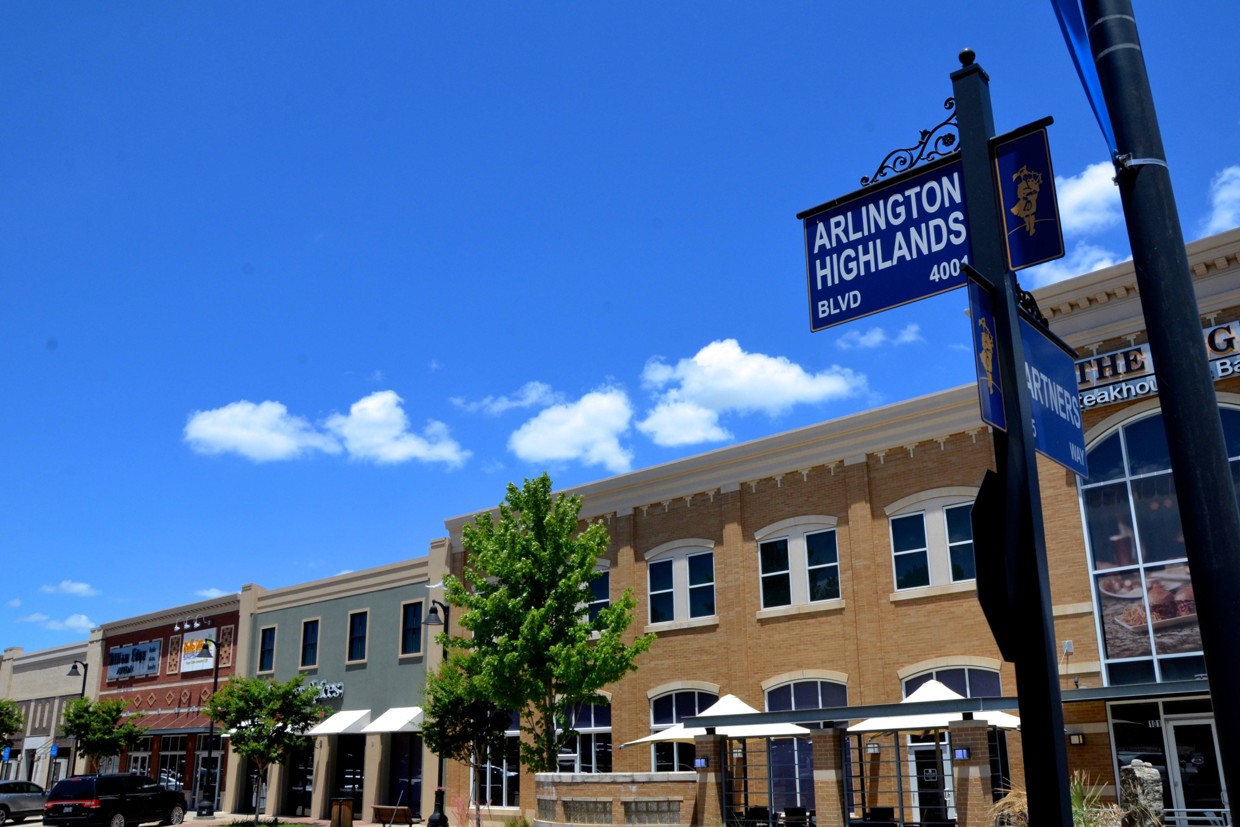 Highlands, TX artificial turf projects